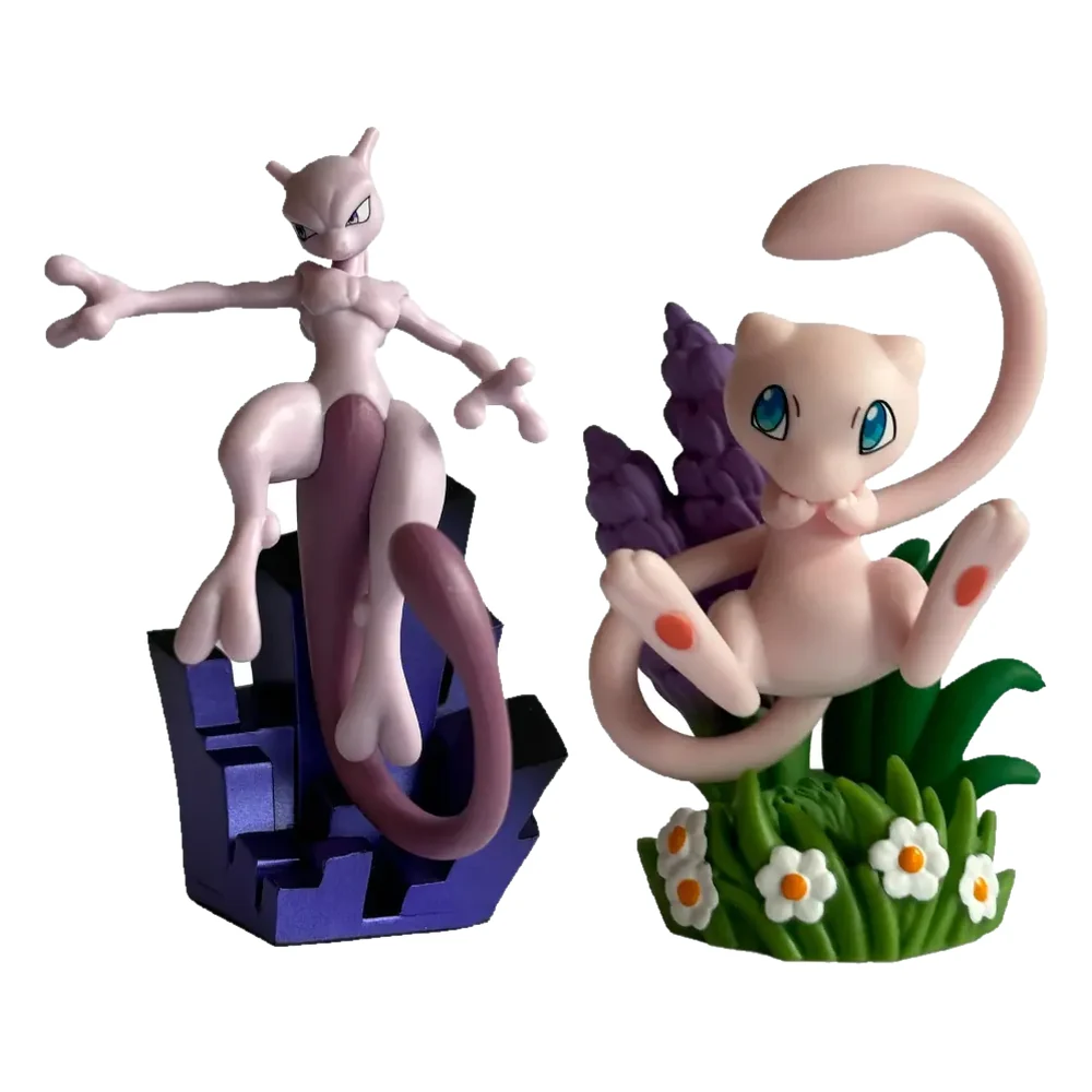 Pokémon TCG 30th Celebration Figure Collection – Mewtwo and Mew figures
